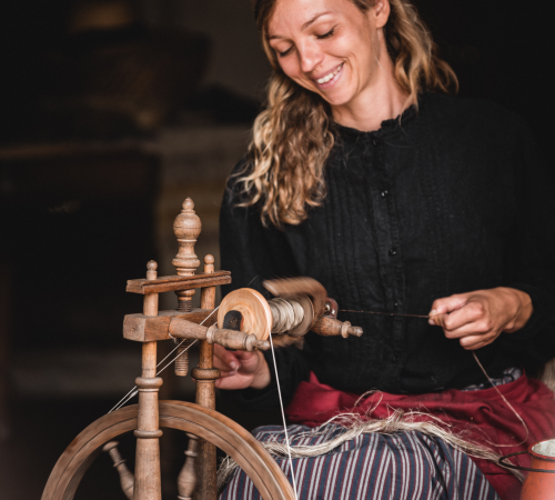 activités quotidiennes à l'écomusée de Marquèze dans les Landes de Gascogne